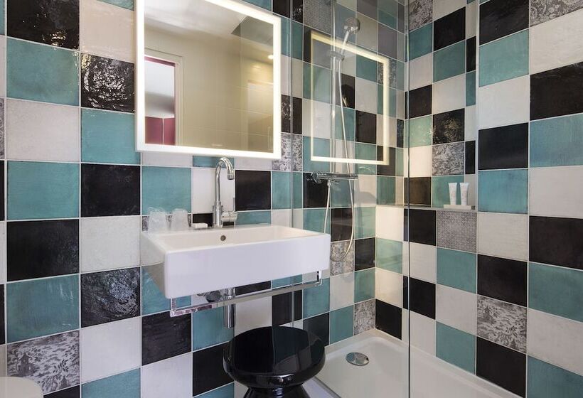 スタンダードルーム, Les Tournelles