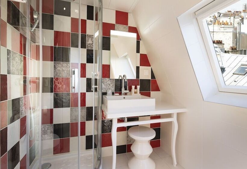 スタンダードシングルルーム, Les Tournelles