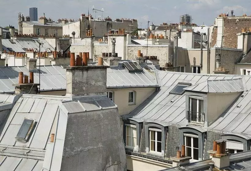 اتاق استاندارد یک نفره, Les Tournelles