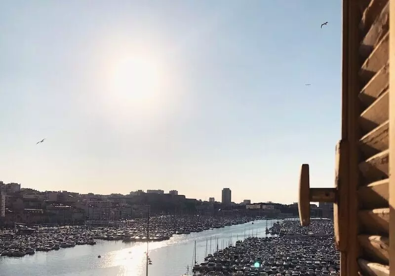 اتاق لوکس, New Hotel Le Quai   Vieux Port
