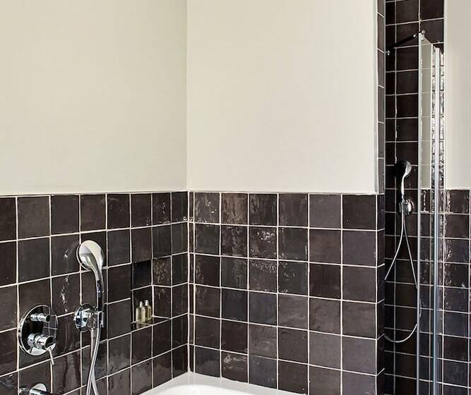 Трехместный Номер Deluxe, New Hotel Le Quai   Vieux Port