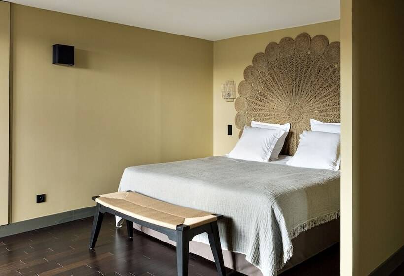 Трехместный Номер Deluxe, New Hotel Le Quai   Vieux Port