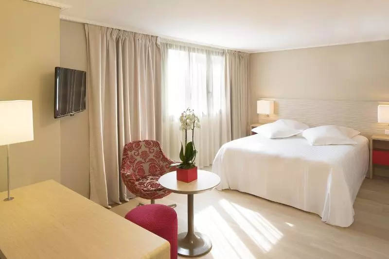اتاق راحتی, Hôtel & Spa Oceania L Univers Tours