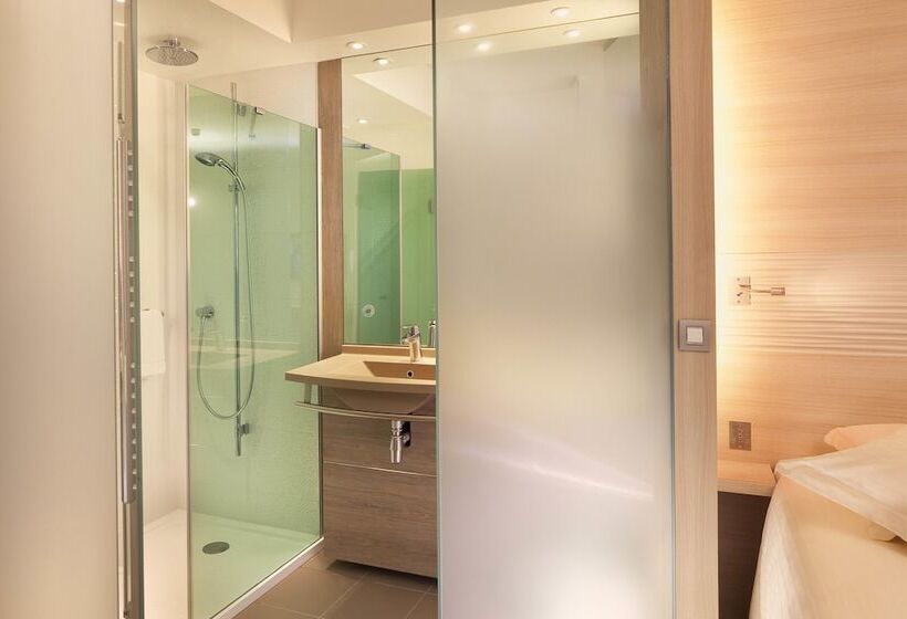 سوییت, Hôtel & Spa Oceania L Univers Tours