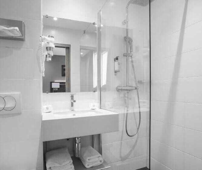 Chambre Standard Individuelle, Paris Italie