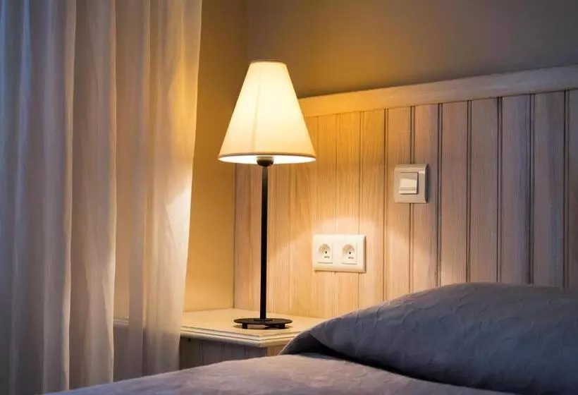 スタンダード４人部屋, Logis Hôtel Cartier