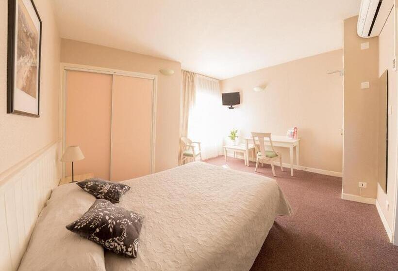 חדר סטודיו סטנדרד, Logis Hôtel Cartier