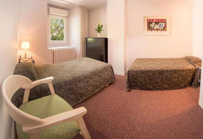 דירת חדר, Logis Hôtel Cartier