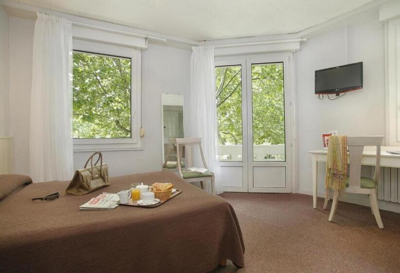 חדר קומפורט, Logis Hôtel Cartier