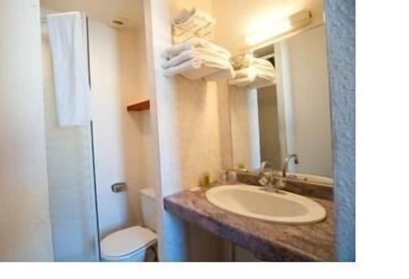 スタンダードトリプルルーム, Citotel Le Commerce