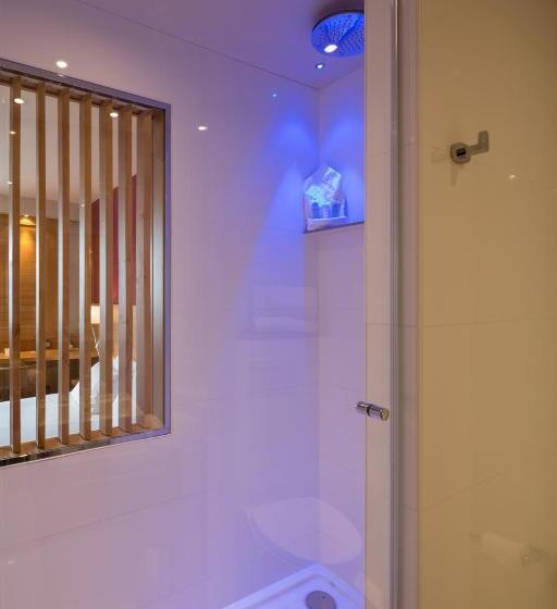 اتاق سوپریور با تخت بزرگ, Best Western Plus Le Lavarin