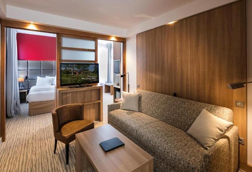 سوئیت جونیور با تخت بزرگ, Best Western Plus Le Lavarin