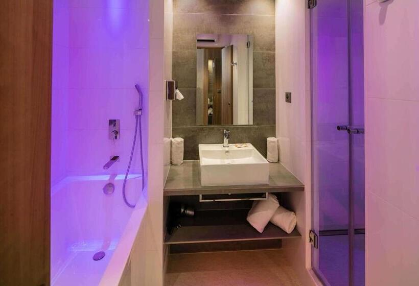 Полулюкс Кровать Кинг, Best Western Plus Le Lavarin