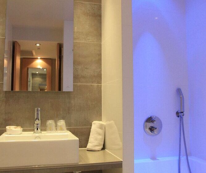 اتاق سوپریور, Best Western Plus Le Lavarin