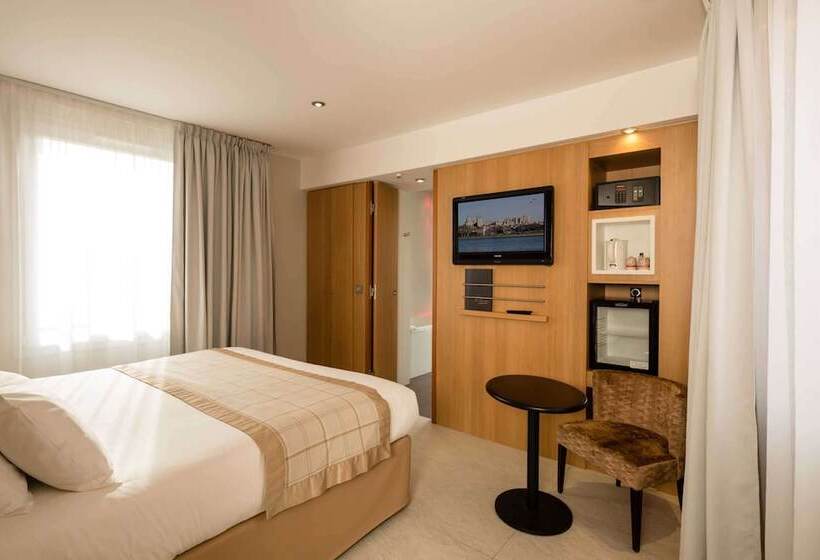 Номер Executive, Best Western Plus Le Lavarin