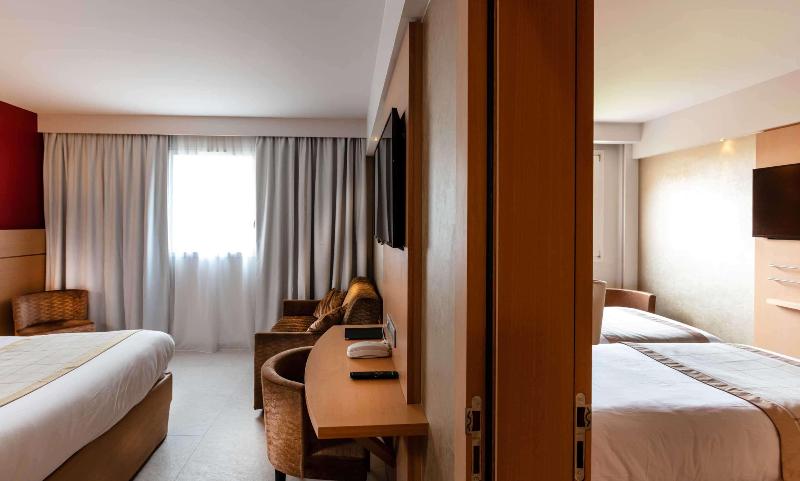 Семейный Номер, Best Western Plus Le Lavarin