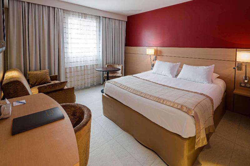 اتاق خانوادگی, Best Western Plus Le Lavarin