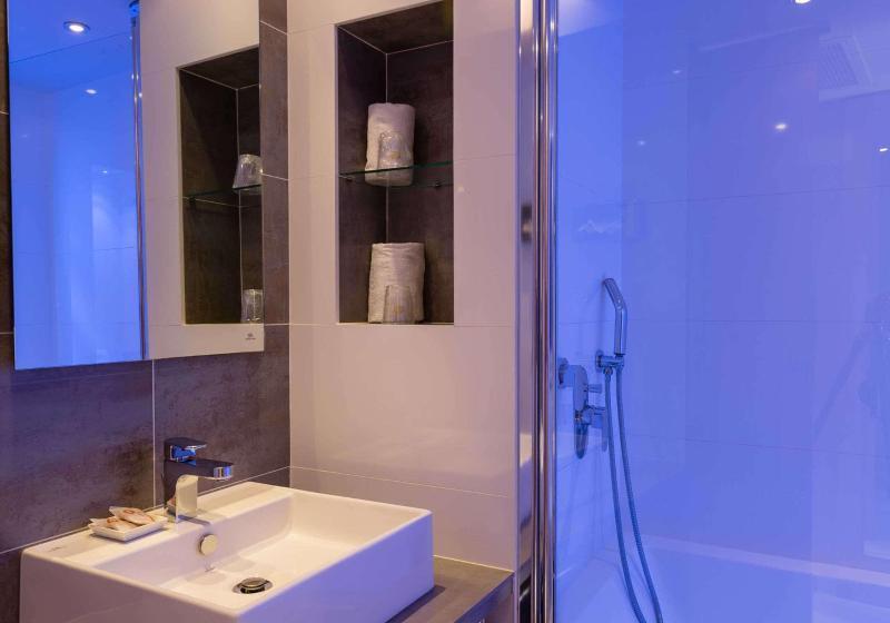 Семейный Номер, Best Western Plus Le Lavarin