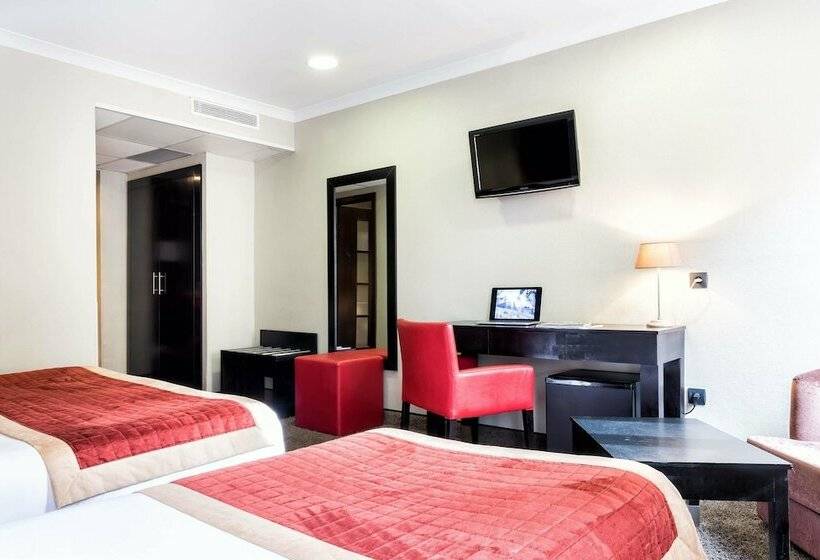 スタンダードトリプルルーム, De Suede