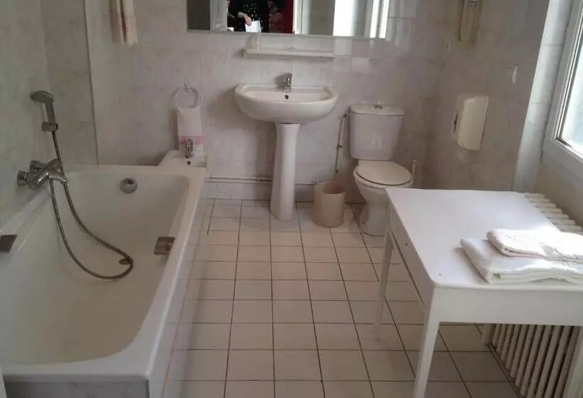Pokój Rodzinny, Du Nord