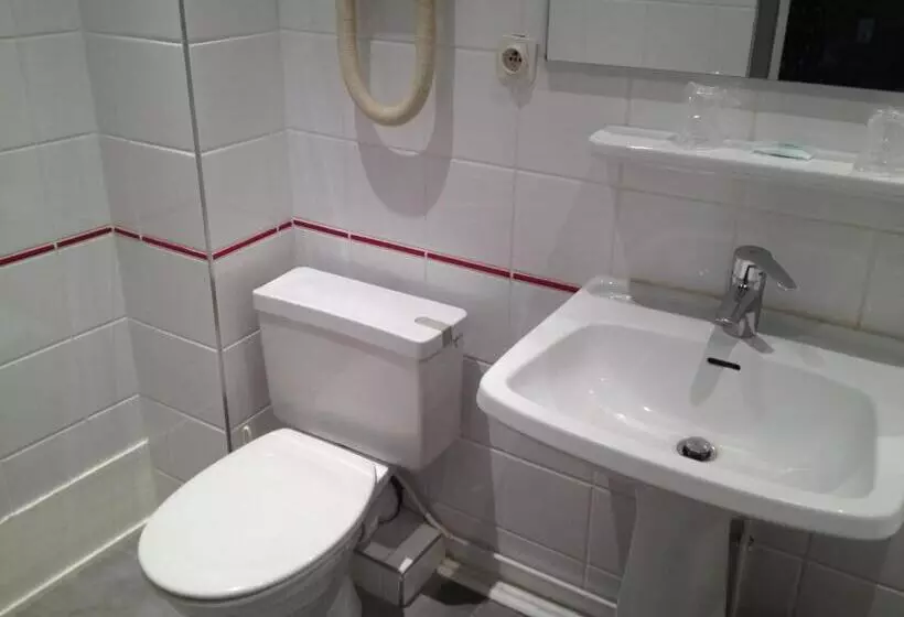 Pokój Standard Trzyosobowy, Du Nord