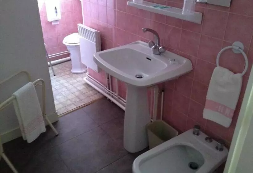 Pokój Standard Trzyosobowy, Du Nord