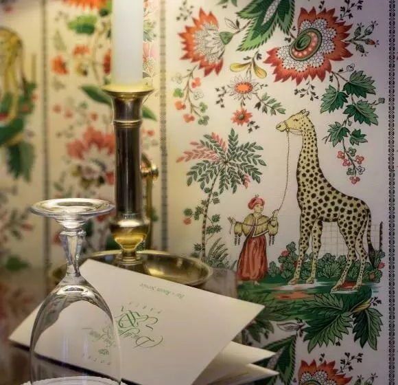 اتاق سوپریور, Hôtel Duc De St Simon