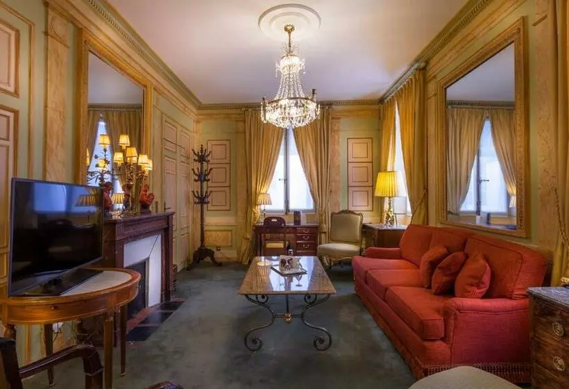 سوییت, Hôtel Duc De St Simon