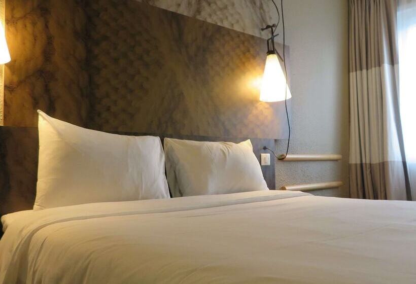 スタンダードルーム, Ibis Melun