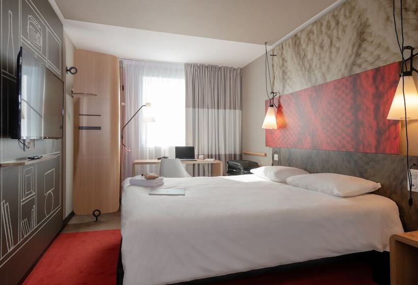 Номер Стандарт, Ibis Melun