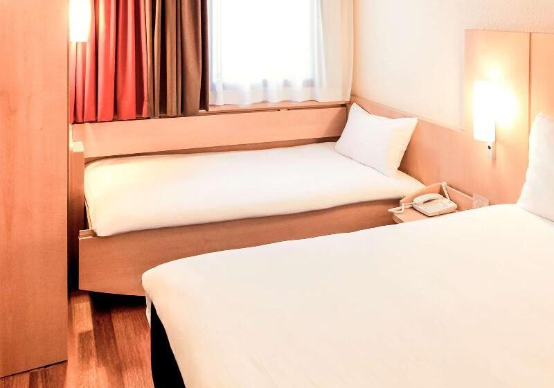Номер Стандарт, Ibis Paris Porte D'italie