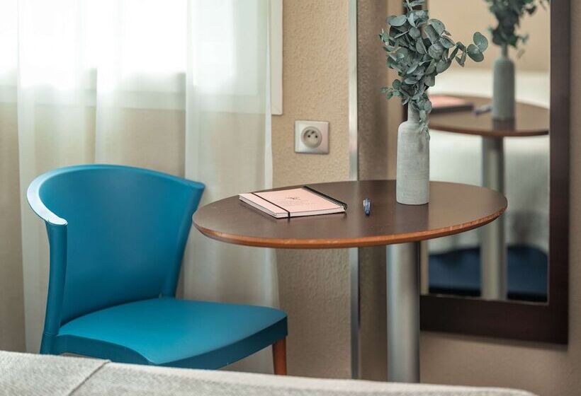 Номер Стандарт, Ibis Styles Fontenay