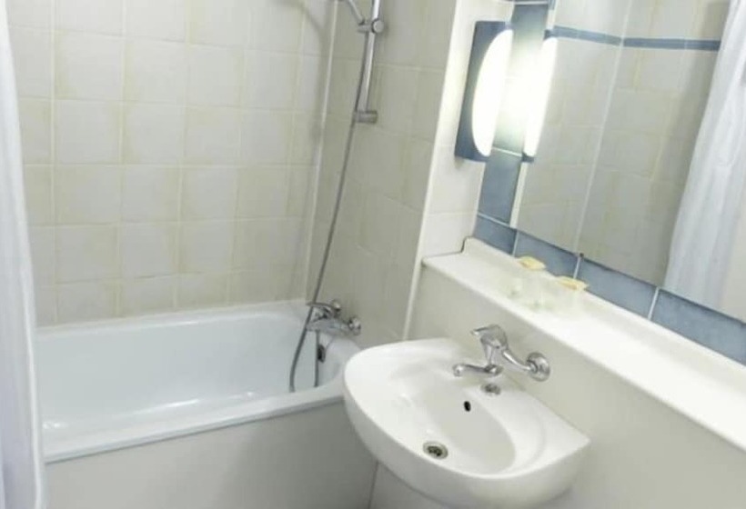 스탠다드 룸, Kyriad Direct Epinal