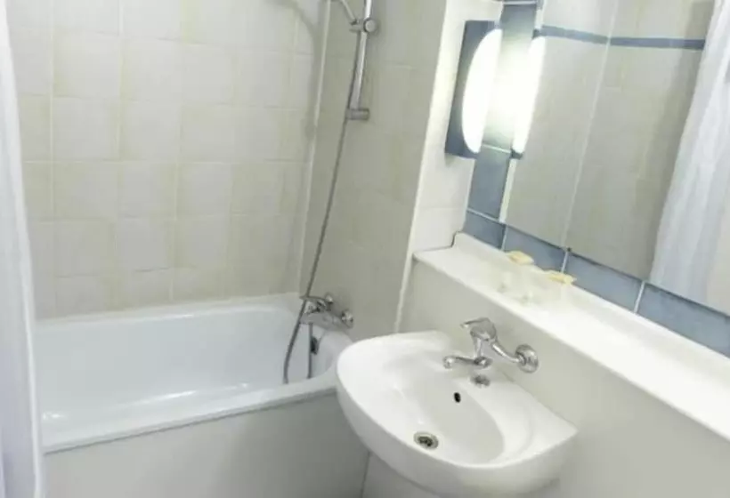 Standard Room, Kyriad Direct Epinal