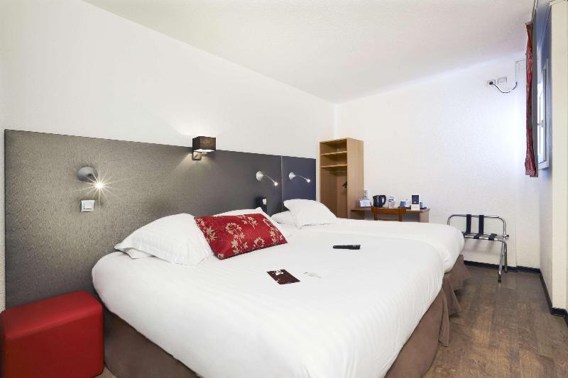 标准间, Hôtel Restaurant Kyriad Fréjus