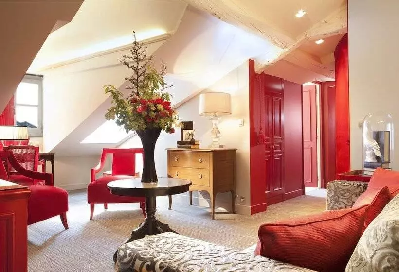 Suite, La Maison Favart