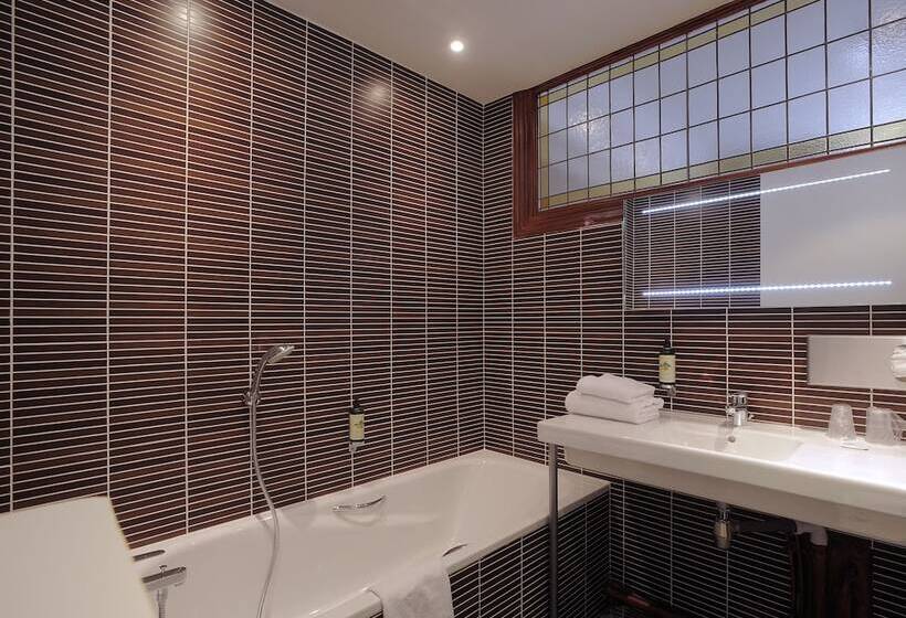 חדר סטנדרט לשלושה, Le Grand