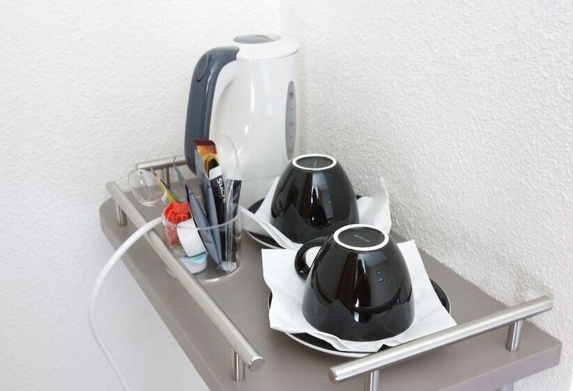 غرفة قياسية مطلّة علي البحر, Le Jersey