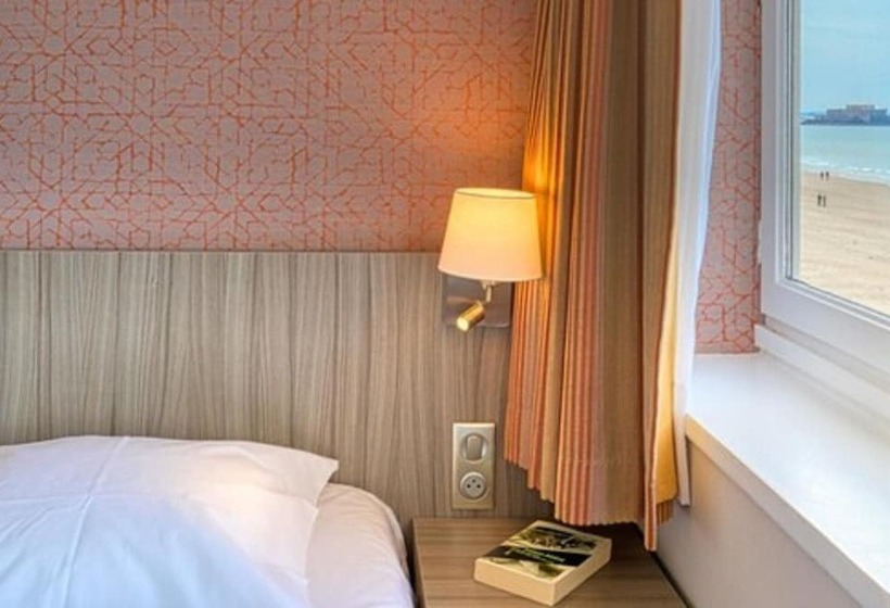 غرفة قياسية مطلّة علي البحر, Le Jersey