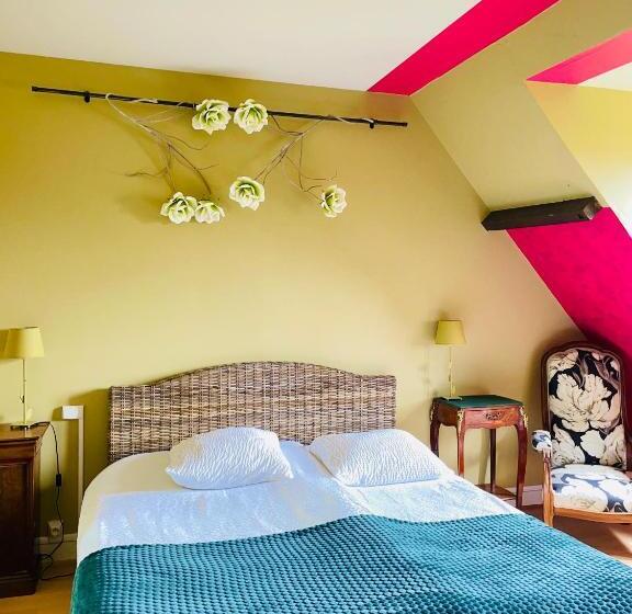 舒适三人间, La Halte Solognote   Hôtel Autonome  Restaurant 15min Parc Fédéral Lamotte