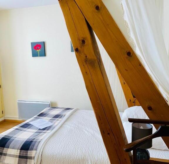 חדר דלוקס, La Halte Solognote   Hôtel Autonome  Restaurant 15min Parc Fédéral Lamotte