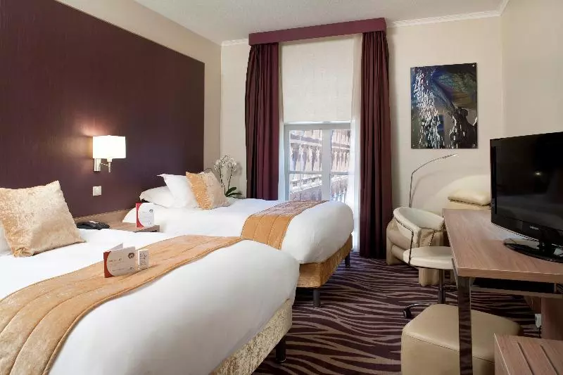 اتاق پرمیوم, Plaza Hotel Capitole Toulouse