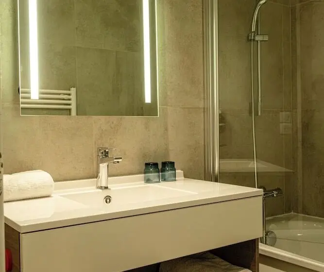 اتاق کلاسیک, Big Sky Hotel & Spa
