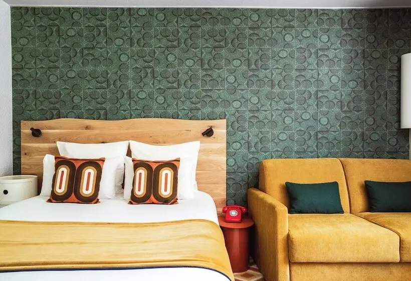 اتاق خانوادگی با چشم‌انداز باغ, Big Sky Hotel & Spa