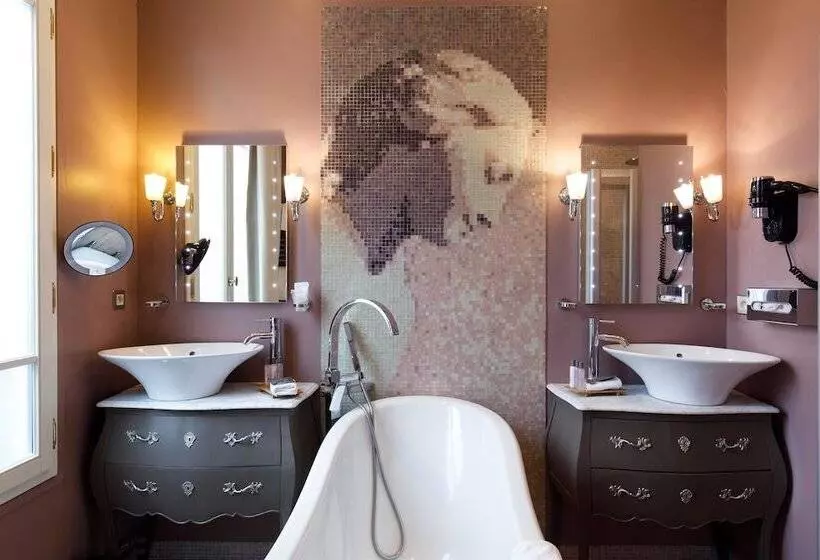 اتاق لوکس, & Spa Le Grand Monarque, Bw Premier Collection