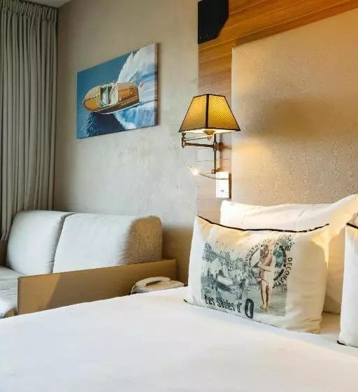Classic Room Queen Bed, Côte Ouest Hôtel Thalasso & Spa Les Sables D Olonne Mgallery
