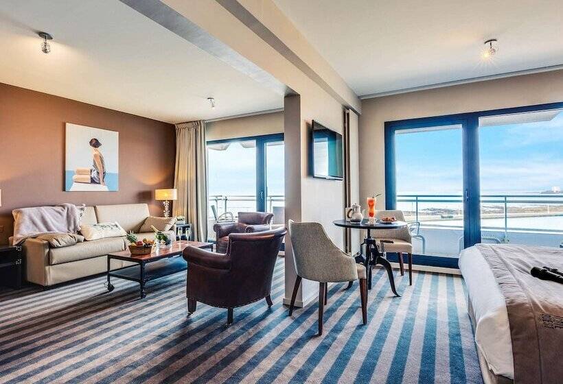 Classic room with balcony, Côte Ouest Hôtel Thalasso & Spa Les Sables D Olonne   Mgallery
