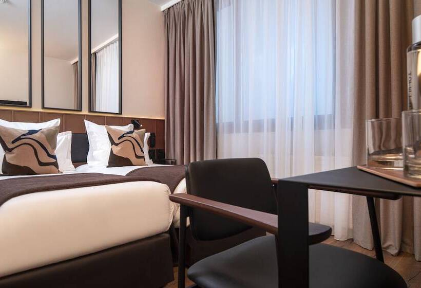 غرفة قياسية, Du Port