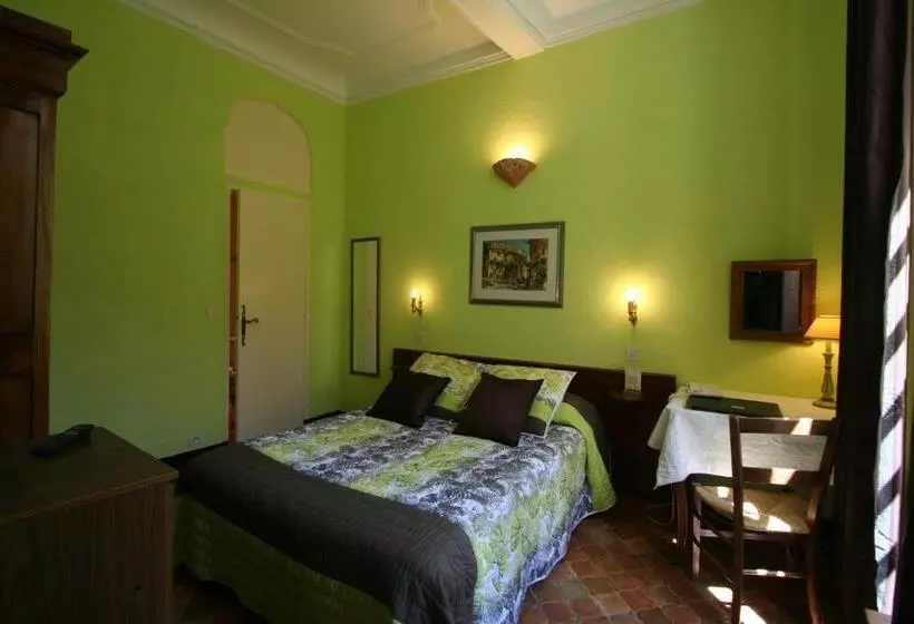 Standard Yhden Hengen Huone, Hostellerie Le Beffroi