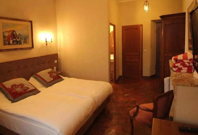 Superior-huone, Hostellerie Le Beffroi